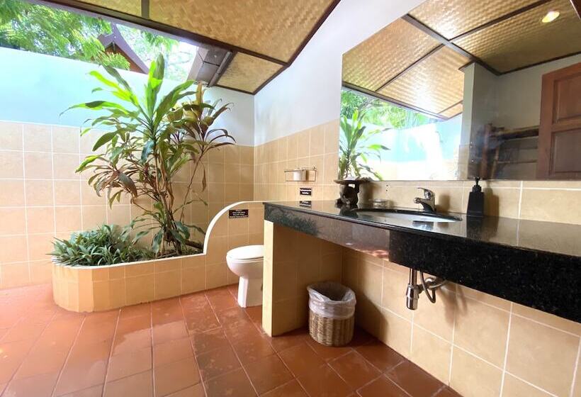 سوییت, Friendship Beach Resort & Atmanjai Wellness Centre