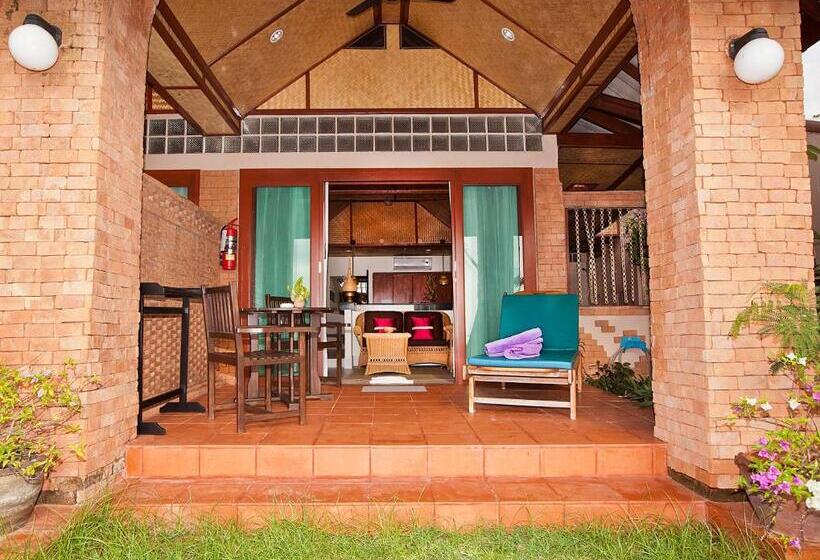سوییت, Friendship Beach Resort & Atmanjai Wellness Centre