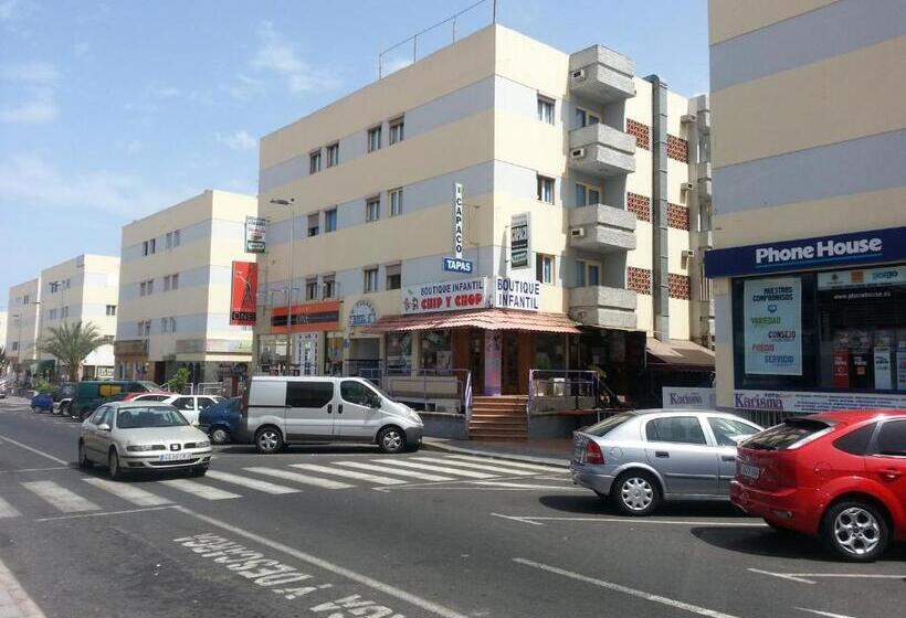 スタンダードトリプルルーム, Hostal Casa De Huéspedes San Fernando   Adults Only