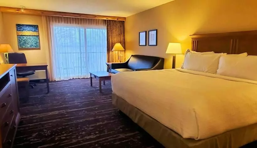 ダブルベッドスタンダードルーム, Best Western Premier The Lodge On Lake Detroit