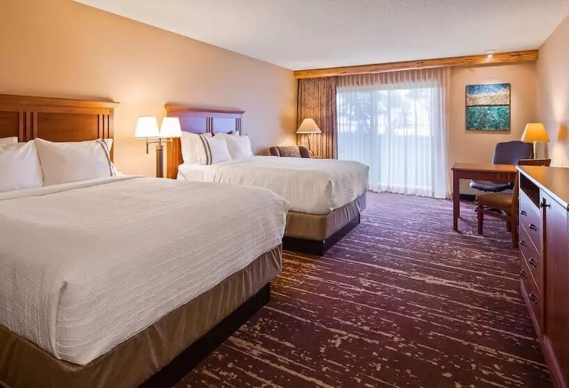 2ダブルベッドのスタンダードルーム, Best Western Premier The Lodge On Lake Detroit