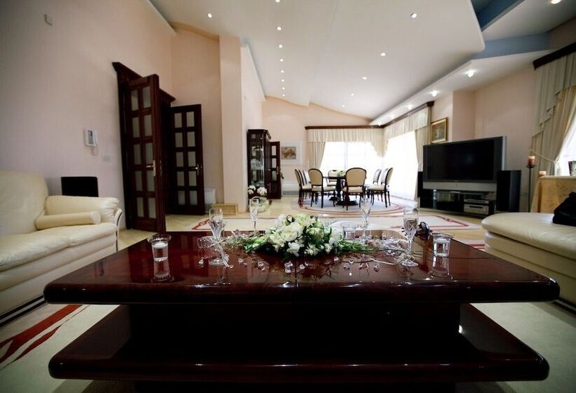 سوییت خانوادگی, Bevanda