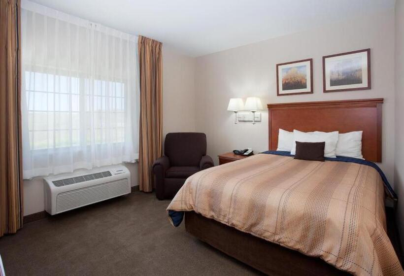 스탠다드 스튜디오, Candlewood Suites Craig Northwest, An Ihg