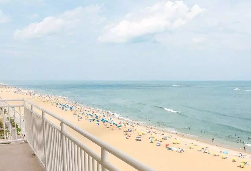 身障者適用スイートルーム, Comfort Suites Beachfront
