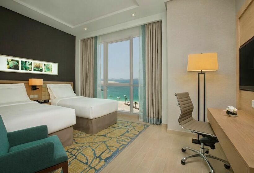 家庭套房, Doubletree By Hilton Dubai Jumeirah Beach