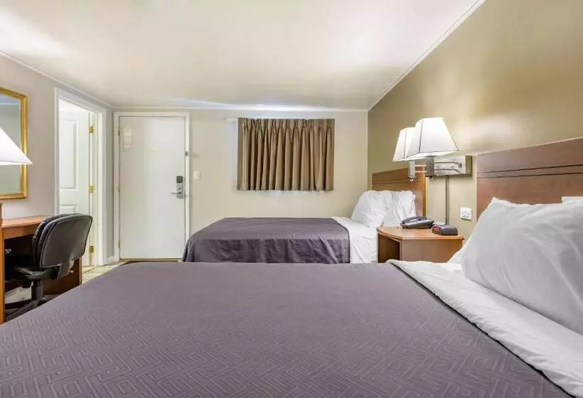 ２ダブルベッドのスタンダードルーム, Econo Lodge Bellefonte I99