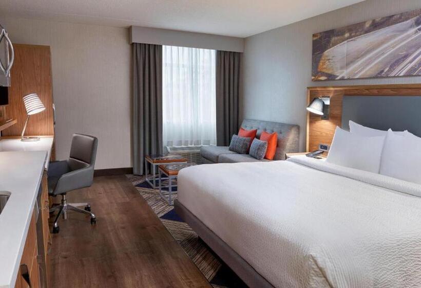 Студио Стандарт Кровать Кинг, Four Points By Sheraton Hamilton  Stoney Creek
