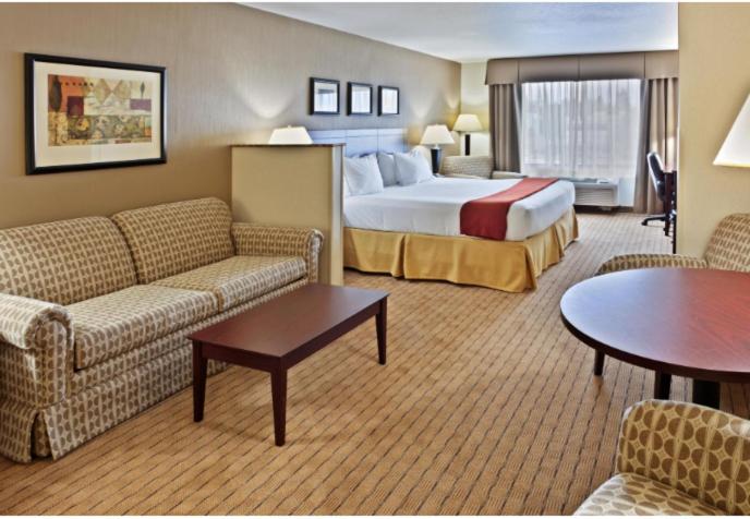 Люкс Кровать Кинг, Holiday Inn Express Hotel & Suites Vancouver Mall Portland Area, An Ihg
