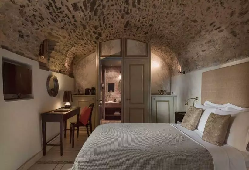 Suite, Kinsterna