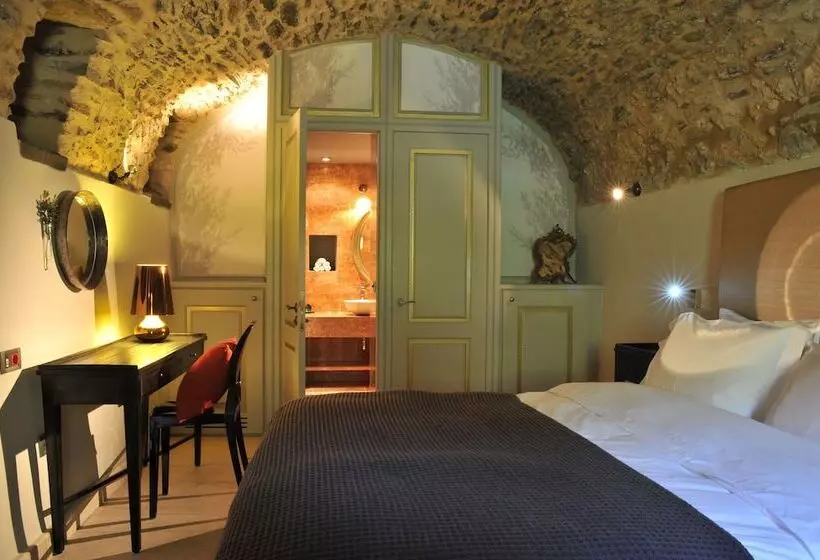 Suite, Kinsterna