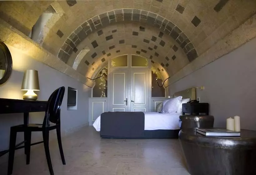 Suite, Kinsterna
