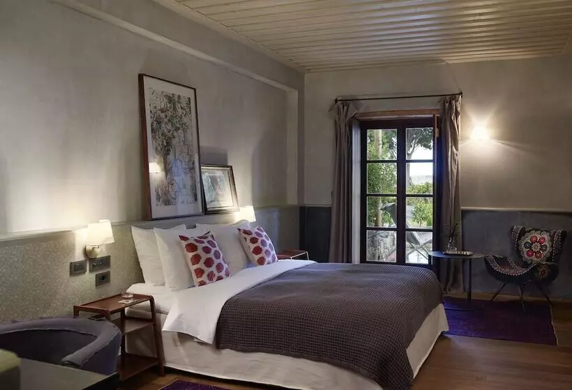 Chambre Master, Kinsterna