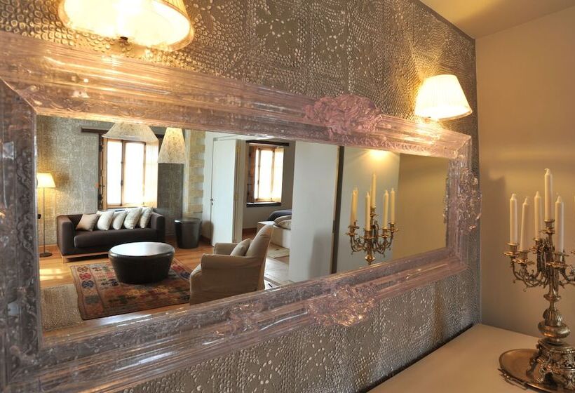 Family Suite, Kinsterna