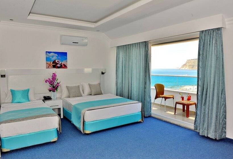 Номер Стандарт Трехместный, Mesut