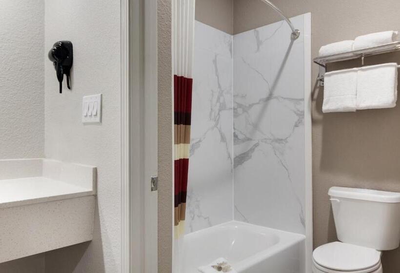 اتاق سوپریور با تخت بزرگ, Red Roof Inn Plus + Galveston Beachfront