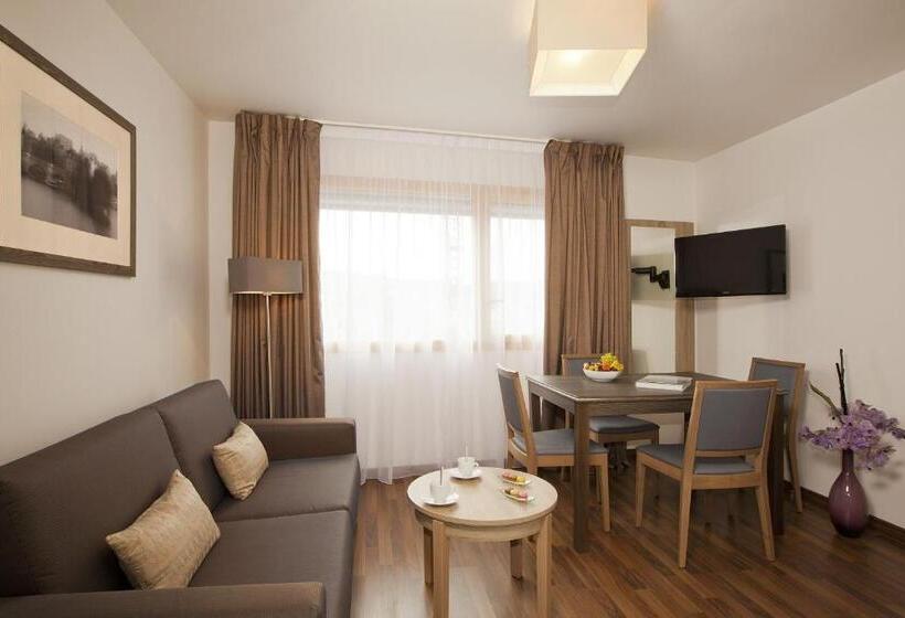 آپارتمان اجرایی 1 خوابه, Residhome Paris Issy Les Moulineaux