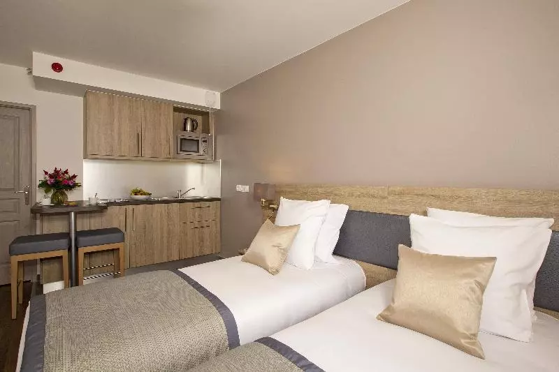 スタンダードスタジオ, Residhome Paris Issy Les Moulineaux
