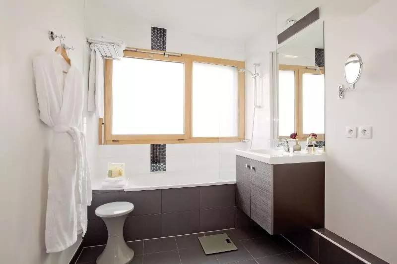 エクゼクティブワンルーム, Residhome Paris Issy Les Moulineaux