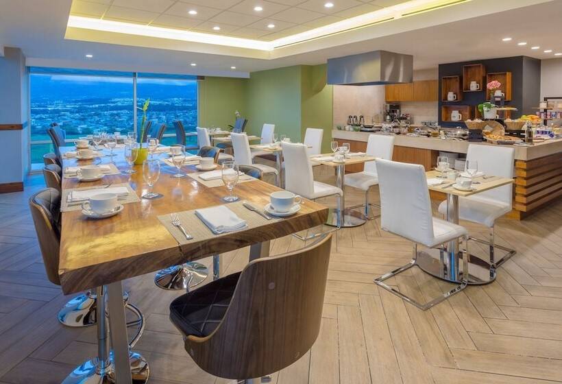 اتاق لوکس با بالکن, Sheraton San Jose Hotel, Costa Rica