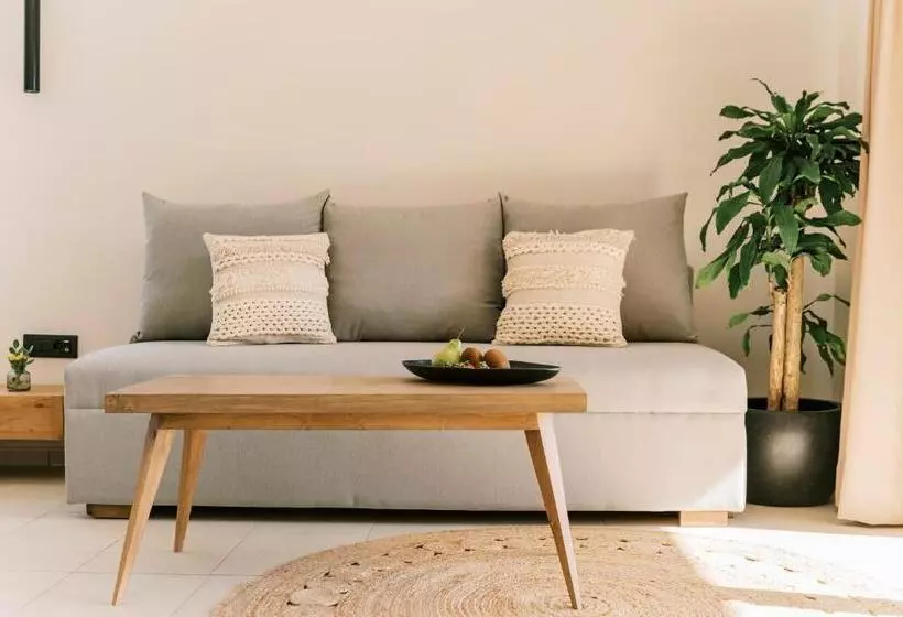 オーシャンビュースイート, Villa Di Mare Seaside Suites