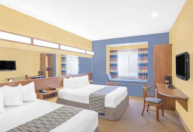 身障者適用スタンダードルーム, Microtel Inn & Suites Chili/rochester