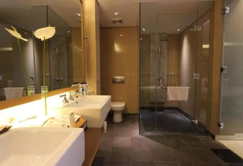سوییت, Ossotel Legian