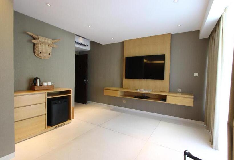 סוויטה, Ossotel Legian