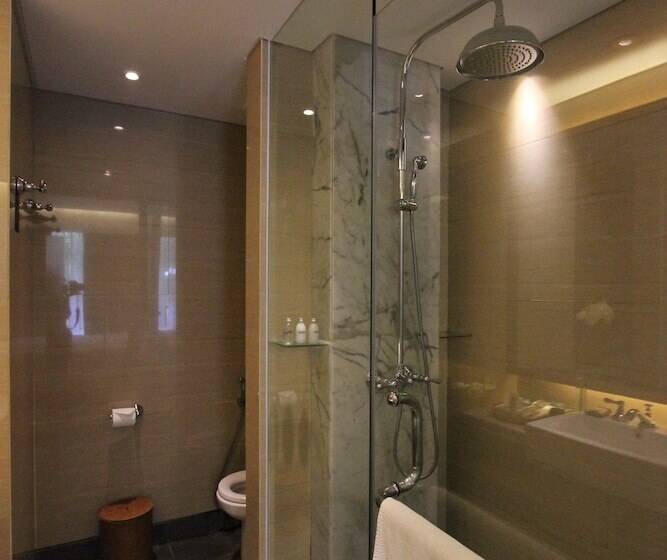 חדר סופריור, Ossotel Legian