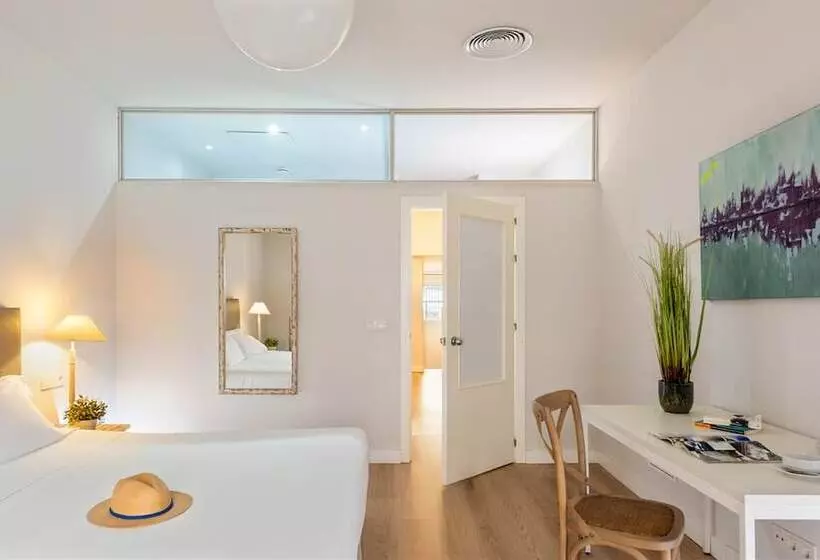 1 Bedroom Superior Apartment
