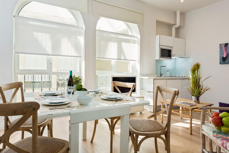 带2个卧室的公寓, Suites Sevilla Plaza