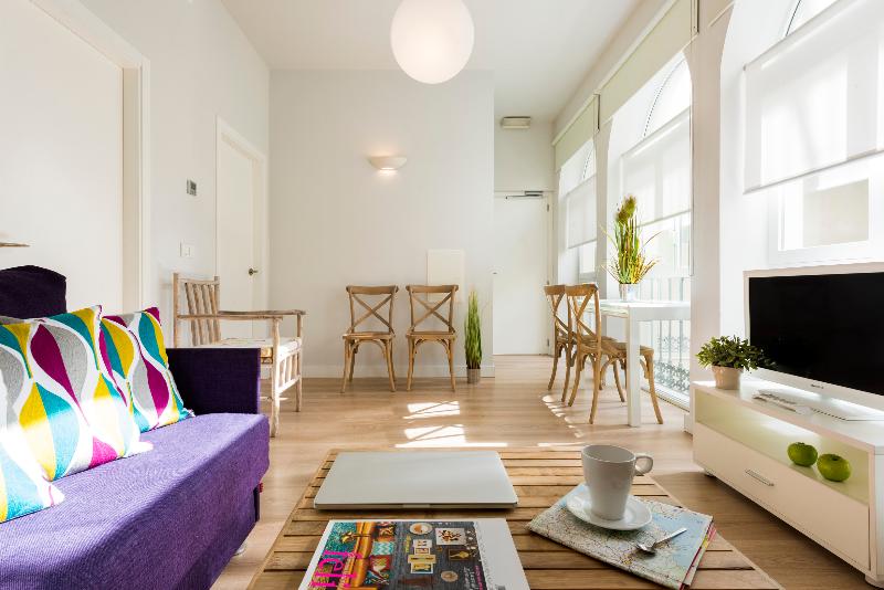 带2个卧室的公寓, Suites Sevilla Plaza