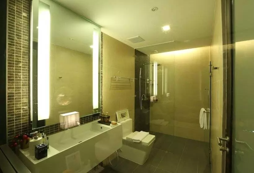 デラックスルーム, The Charm Resort Phuket