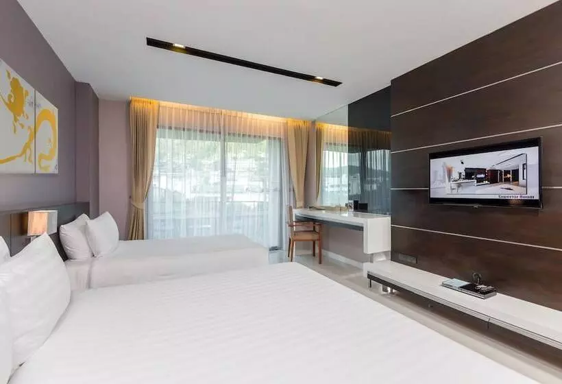 デラックスルーム, The Charm Resort Phuket