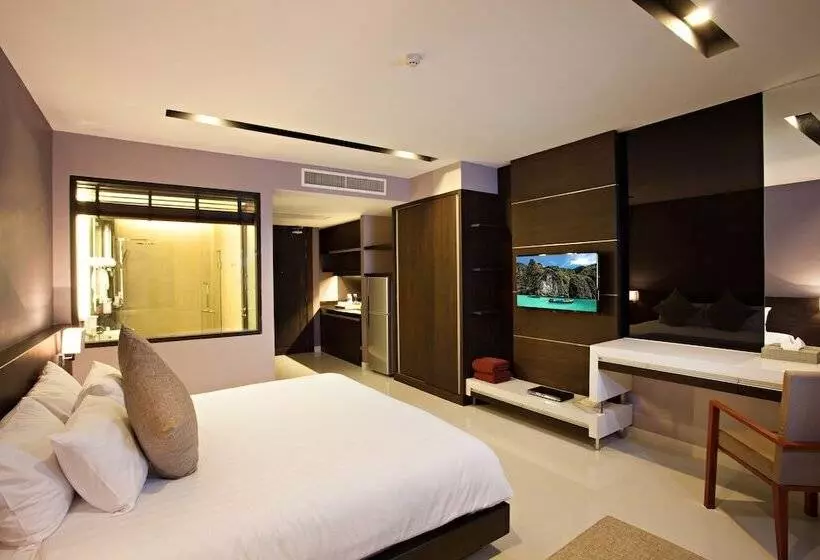 デラックスルーム, The Charm Resort Phuket