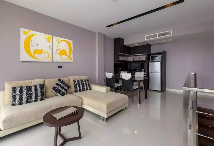 エクゼクティブスイート, The Charm Resort Phuket