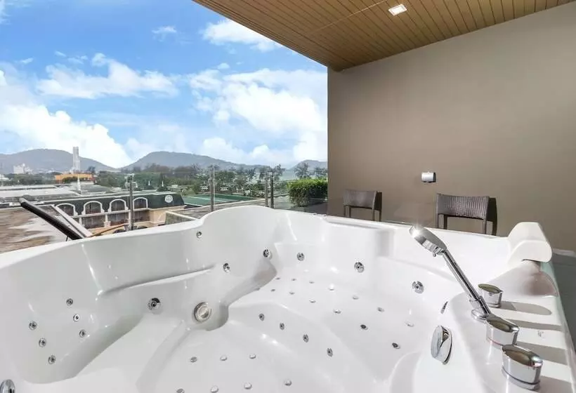スイート（家族用）, The Charm Resort Phuket