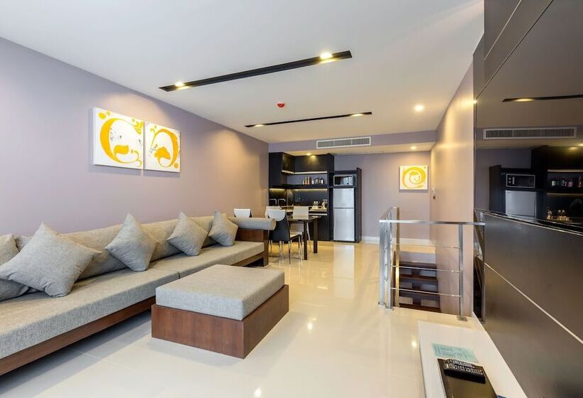 패밀리 스위트, The Charm Resort Phuket Sha Certified