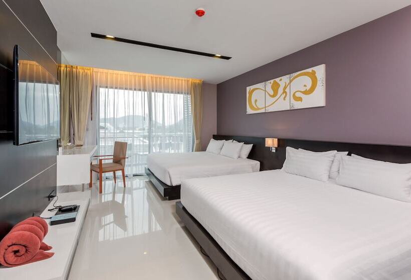 패밀리 스위트, The Charm Resort Phuket Sha Certified