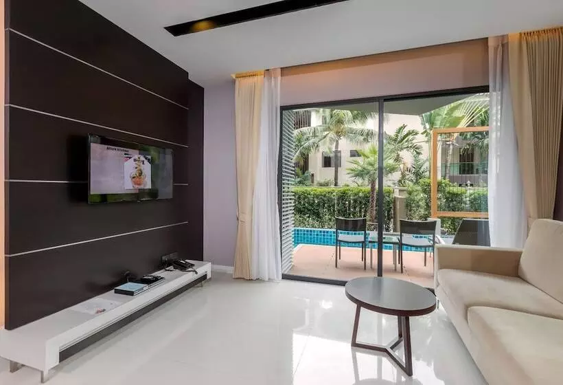 ジュニアスイート, The Charm Resort Phuket
