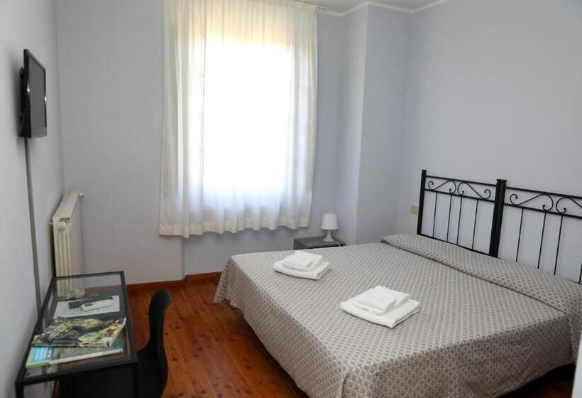 Chambre Standard, Casale La Sterpaia