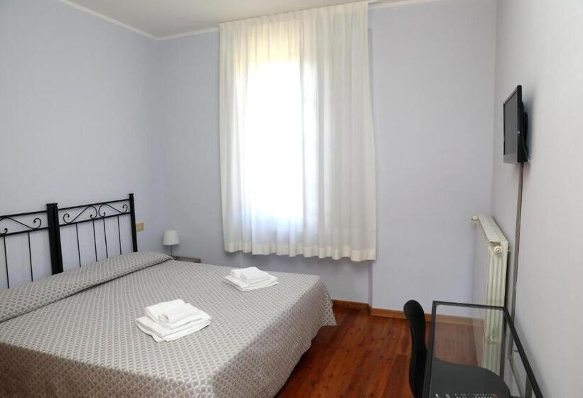 Chambre Triple Standard, Casale La Sterpaia