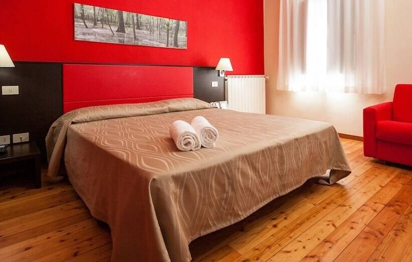 Chambre Standard, Casale La Sterpaia