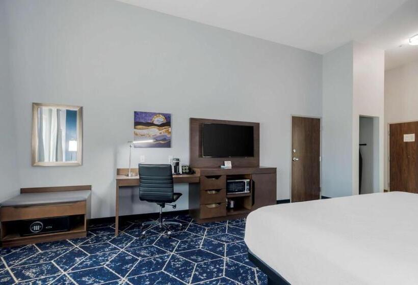 带大床的标准间, Best Western Plus St. Louis Airport