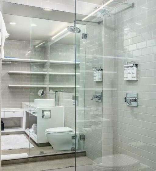 带大床的豪华间, Cachet Boutique  Nyc