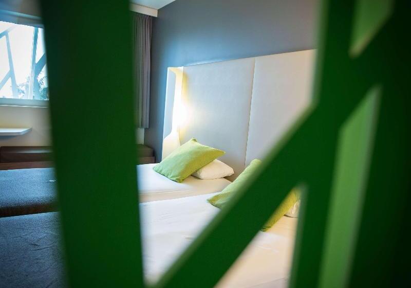 Номер Стандарт, Campanile Dijon Congres Clemenceau