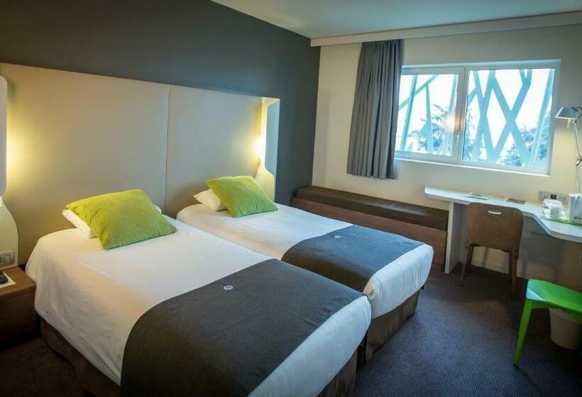 Номер Стандарт, Campanile Dijon Congres Clemenceau