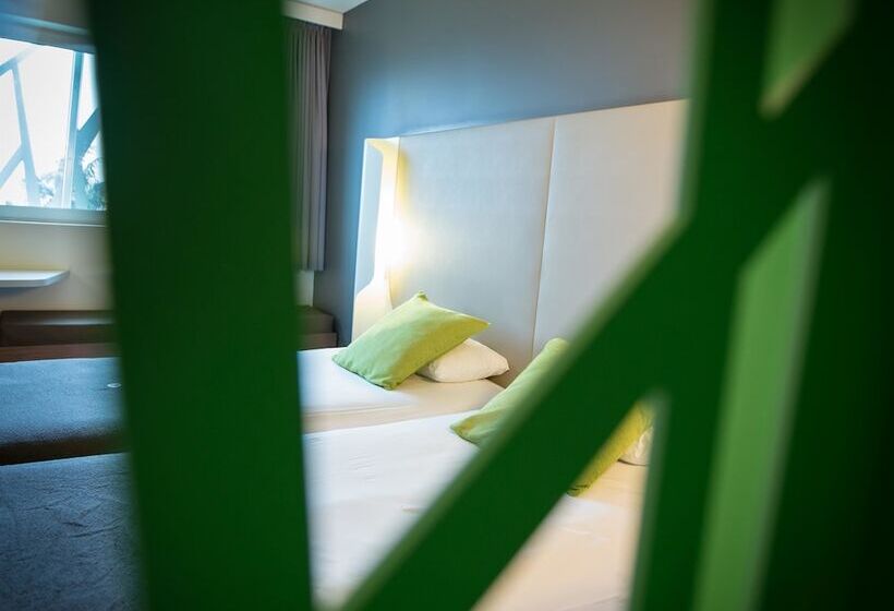 Номер Стандарт, Campanile Dijon Congres Clemenceau