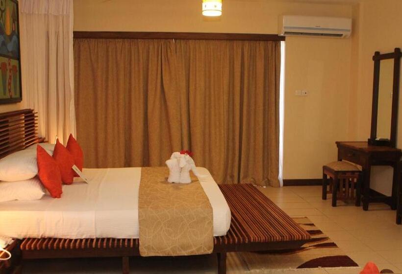 سوییت سوپریور, Cityblue Creekside Hotel & Suites