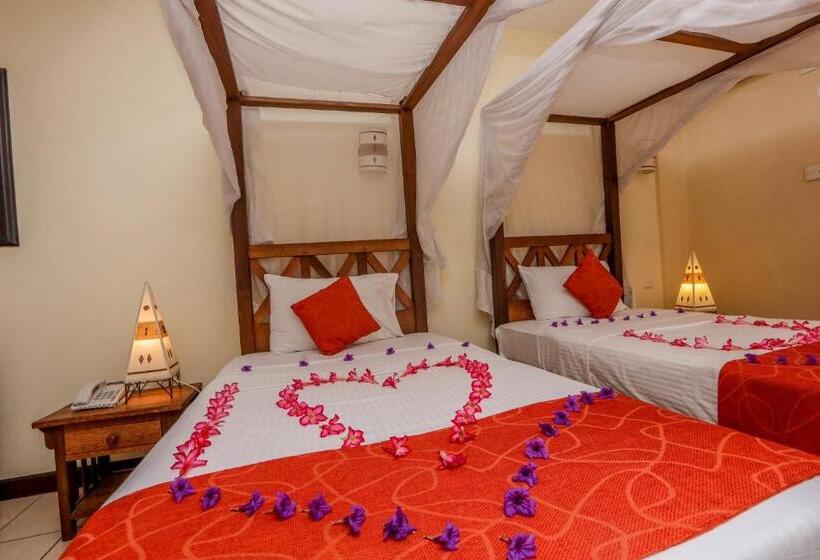 اتاق استاندارد با چشمانداز باغ, Cityblue Creekside Hotel & Suites