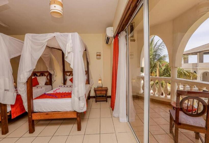 اتاق استاندارد با چشمانداز باغ, Cityblue Creekside Hotel & Suites